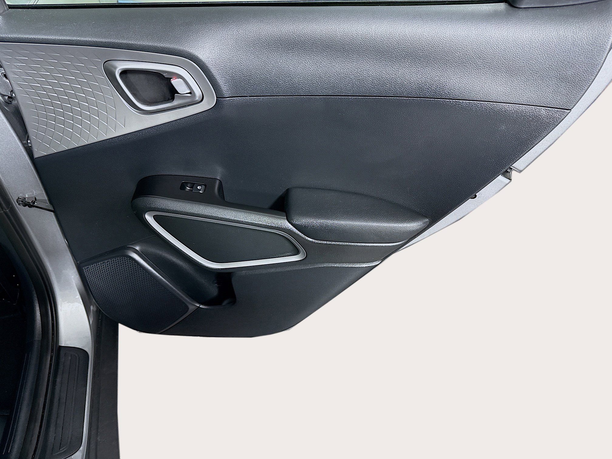 Used 2023 Kia Soul LX w/ LX Technology Package FWD image 27