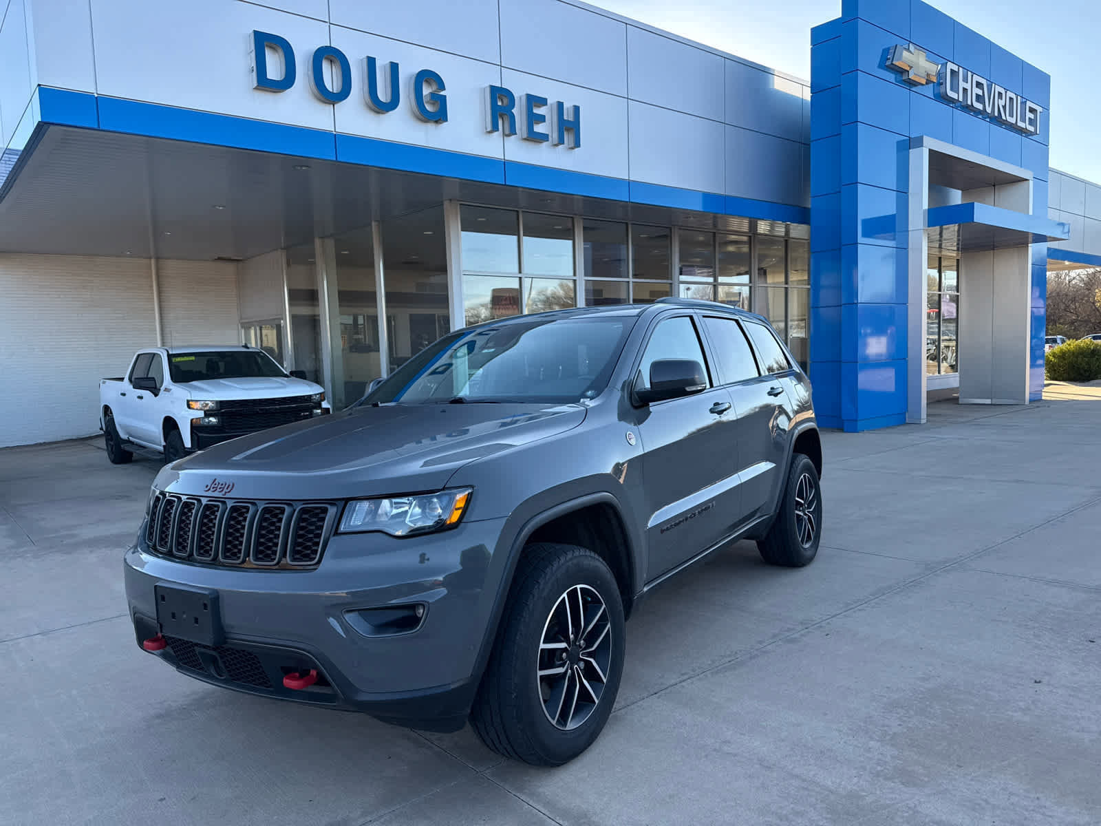Used 2020 Jeep Grand Cherokee Trailhawk w/ Trailhawk Luxury Group image 1