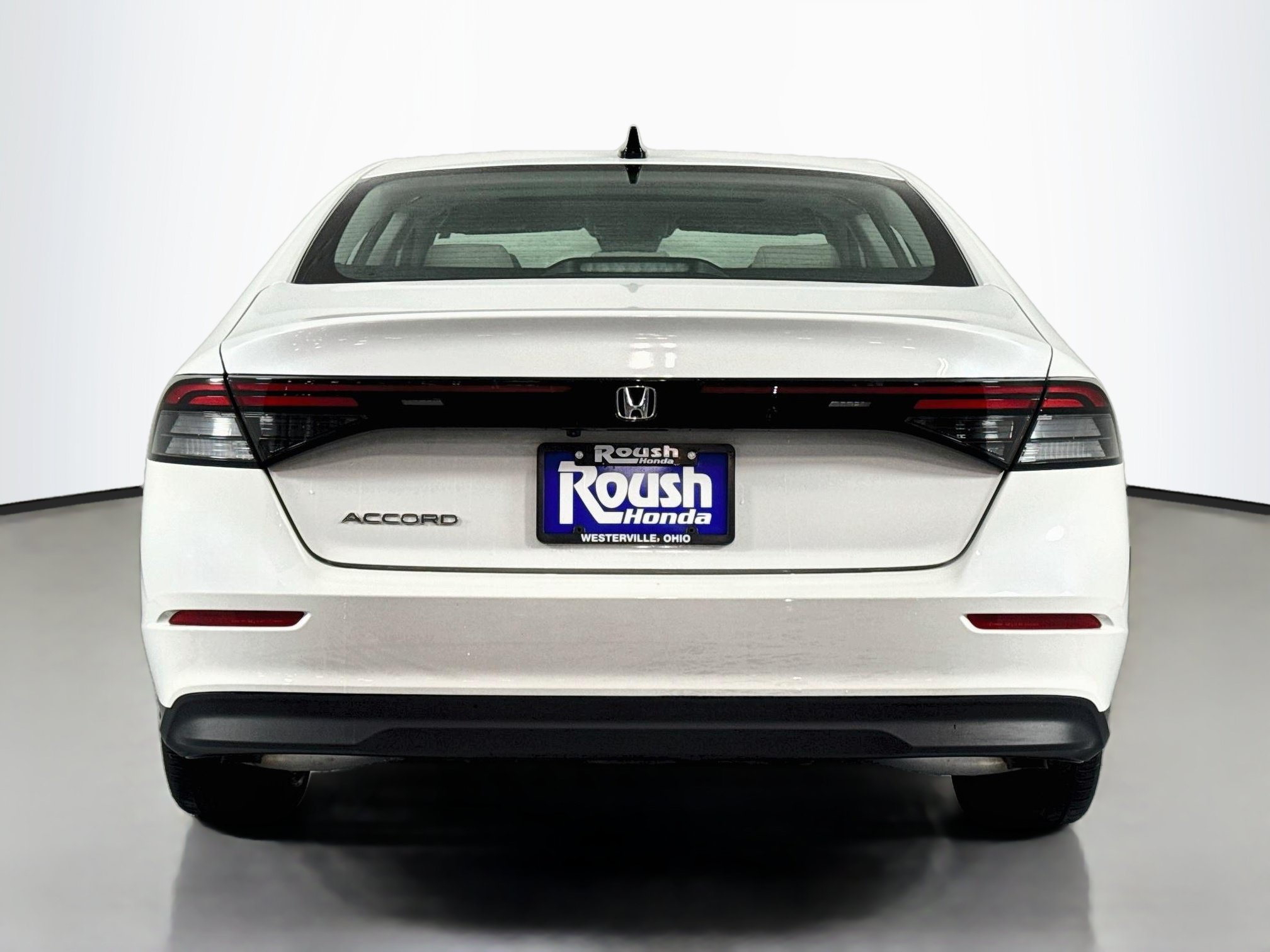Certified 2025 Honda Accord SE image 6