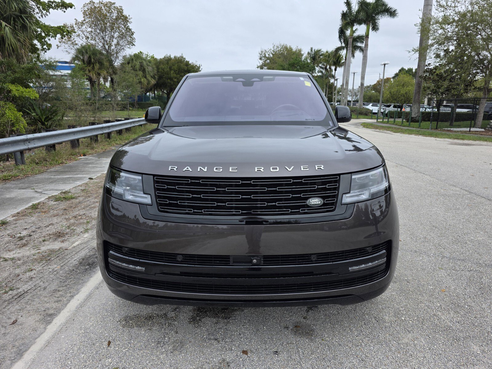 Certified 2022 Land Rover Range Rover SE image 8