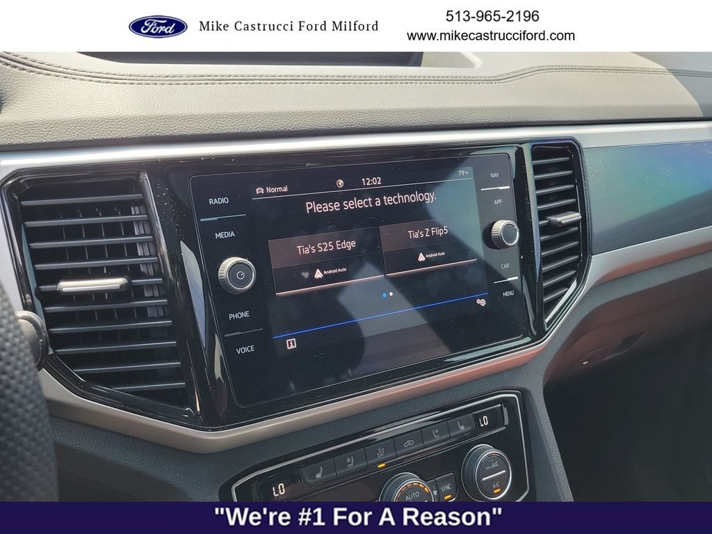Used 2023 Volkswagen Atlas Cross Sport SEL Premium R-Line AWD/4WD image 17
