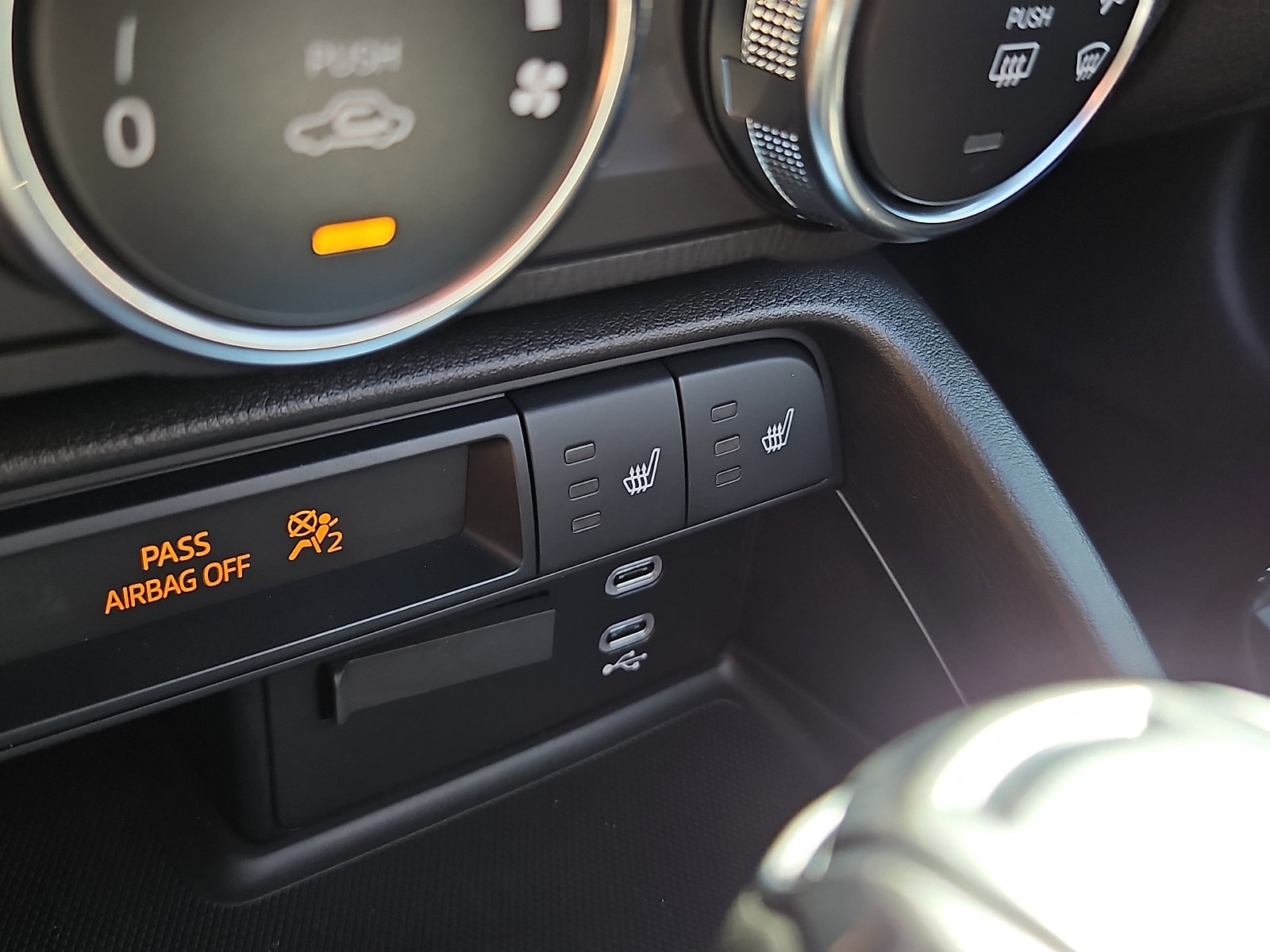 New 2026 MAZDA MX-5 Miata Grand Touring w/ Weather Package RWD image 18