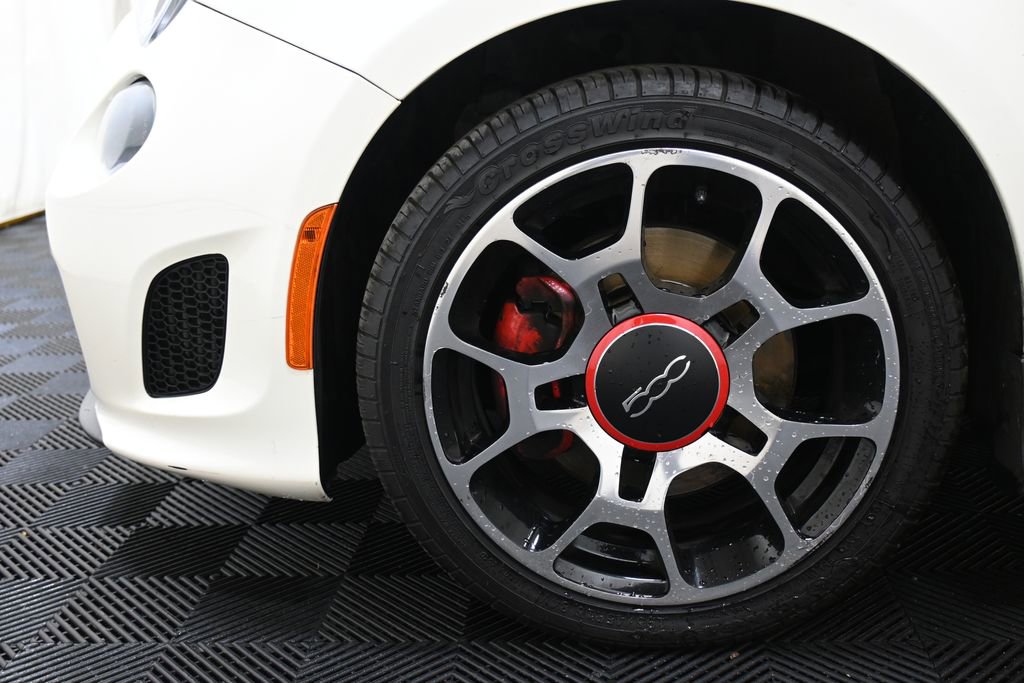 Used 2013 FIAT 500 Turbo w/ Beats Audio Pkg FWD image 23