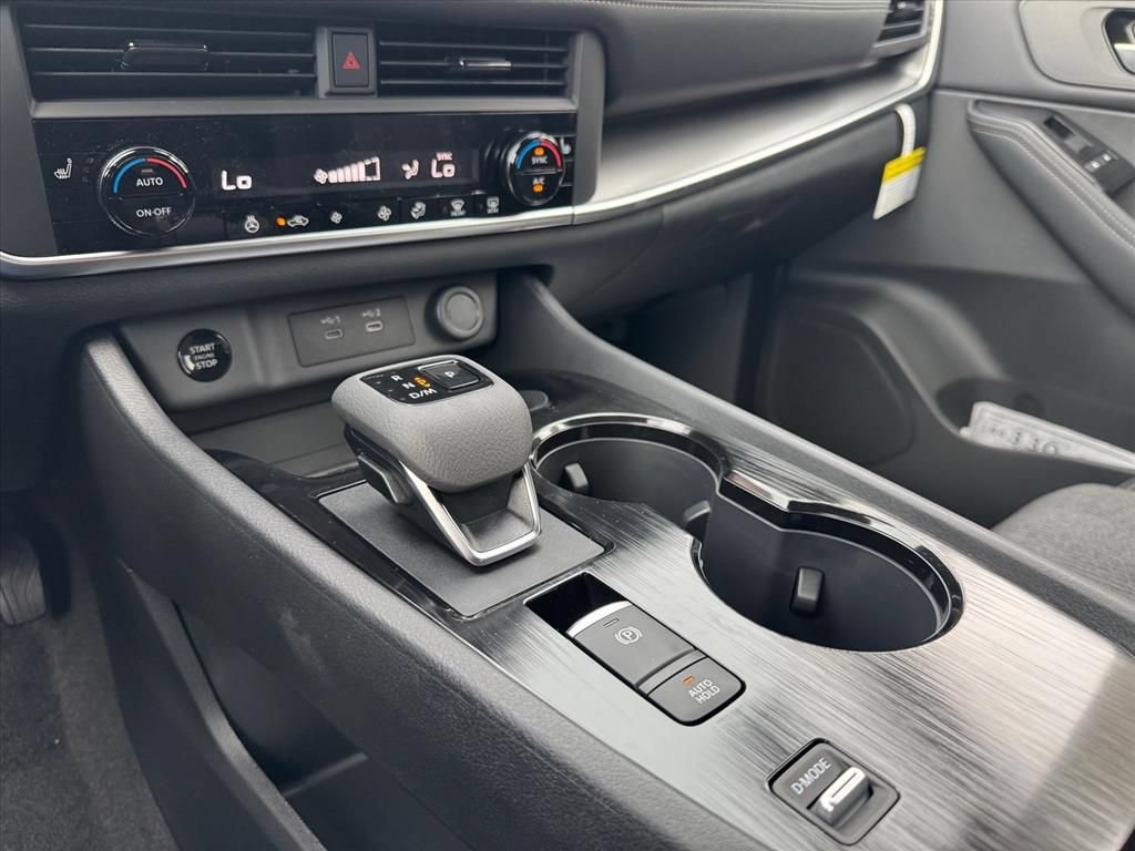 New 2026 Nissan Rogue SV FWD image 22