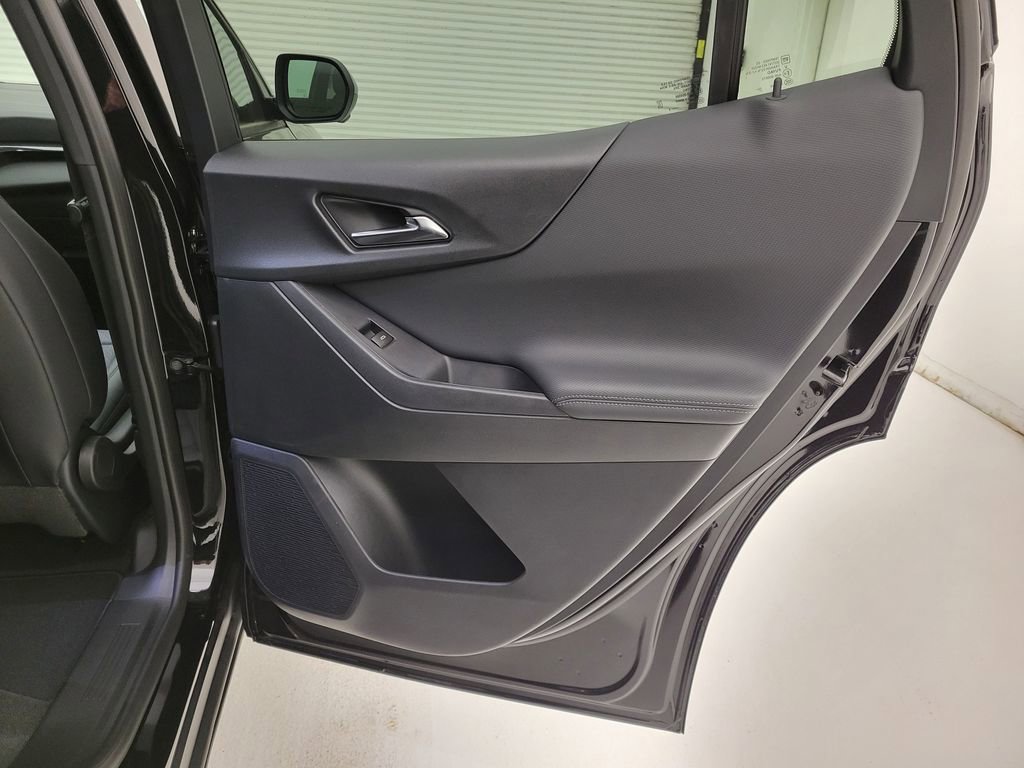 New 2026 Chevrolet Equinox LT w/ Convenience Package II image 38
