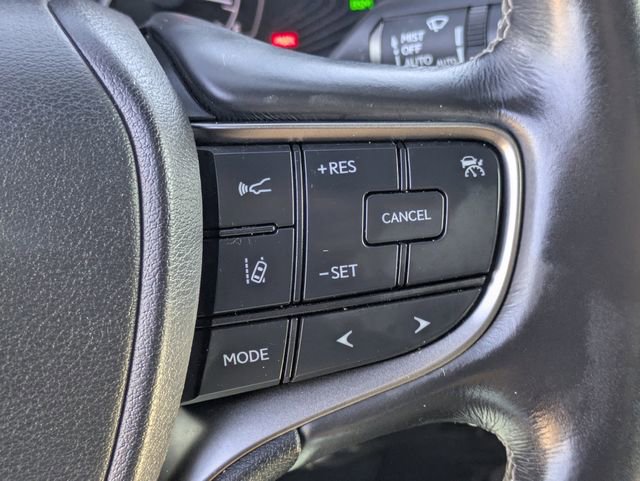 Used 2020 Lexus UX 250h w/ Premium Package image 20