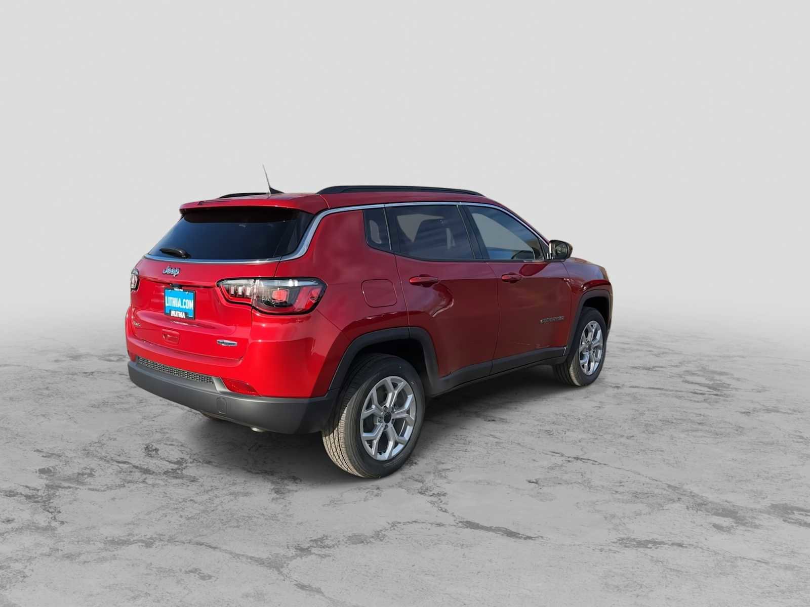 New 2026 Jeep Compass Latitude image 8