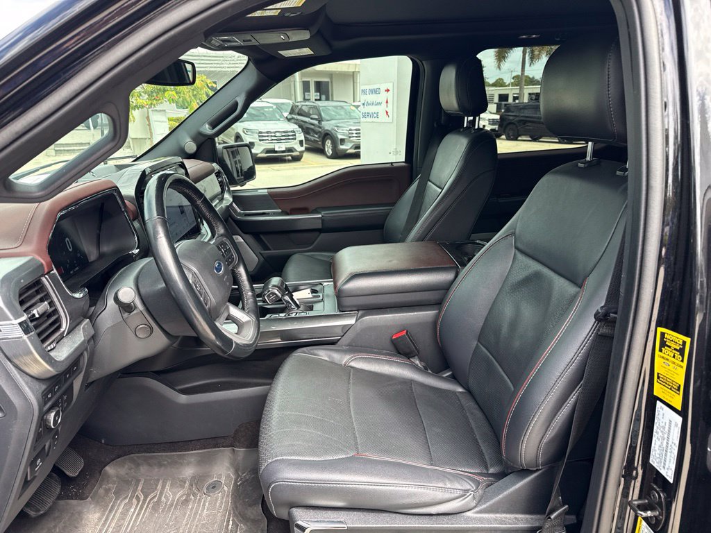 Used 2021 Ford F150 Lariat w/ Equipment Group 502A High AWD/4WD image 3