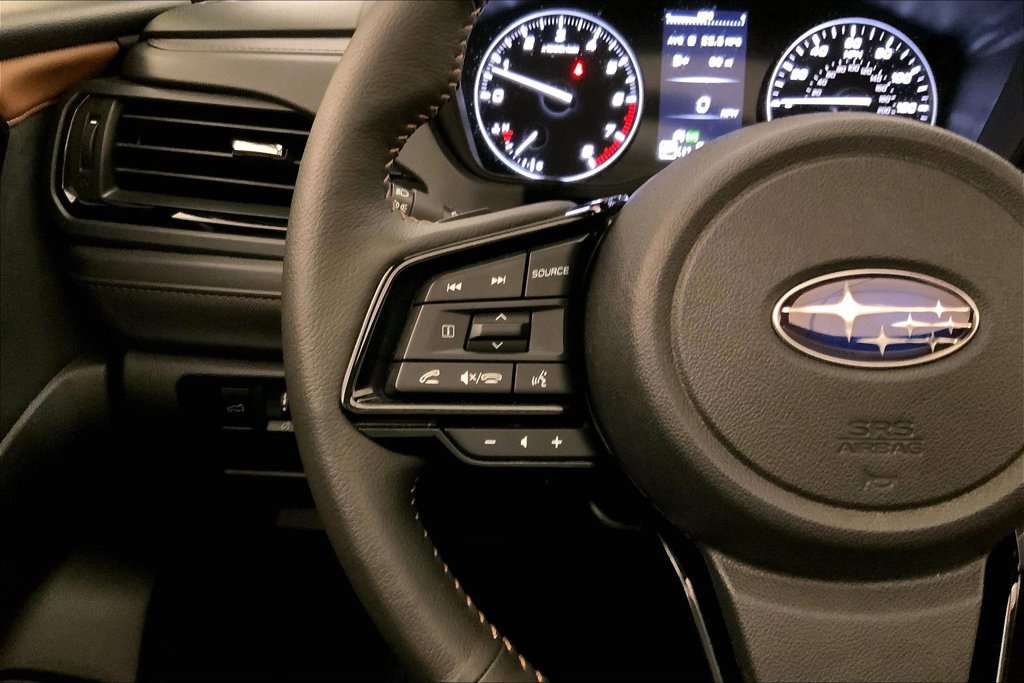 Used 2025 Subaru Forester Touring AWD/4WD image 18