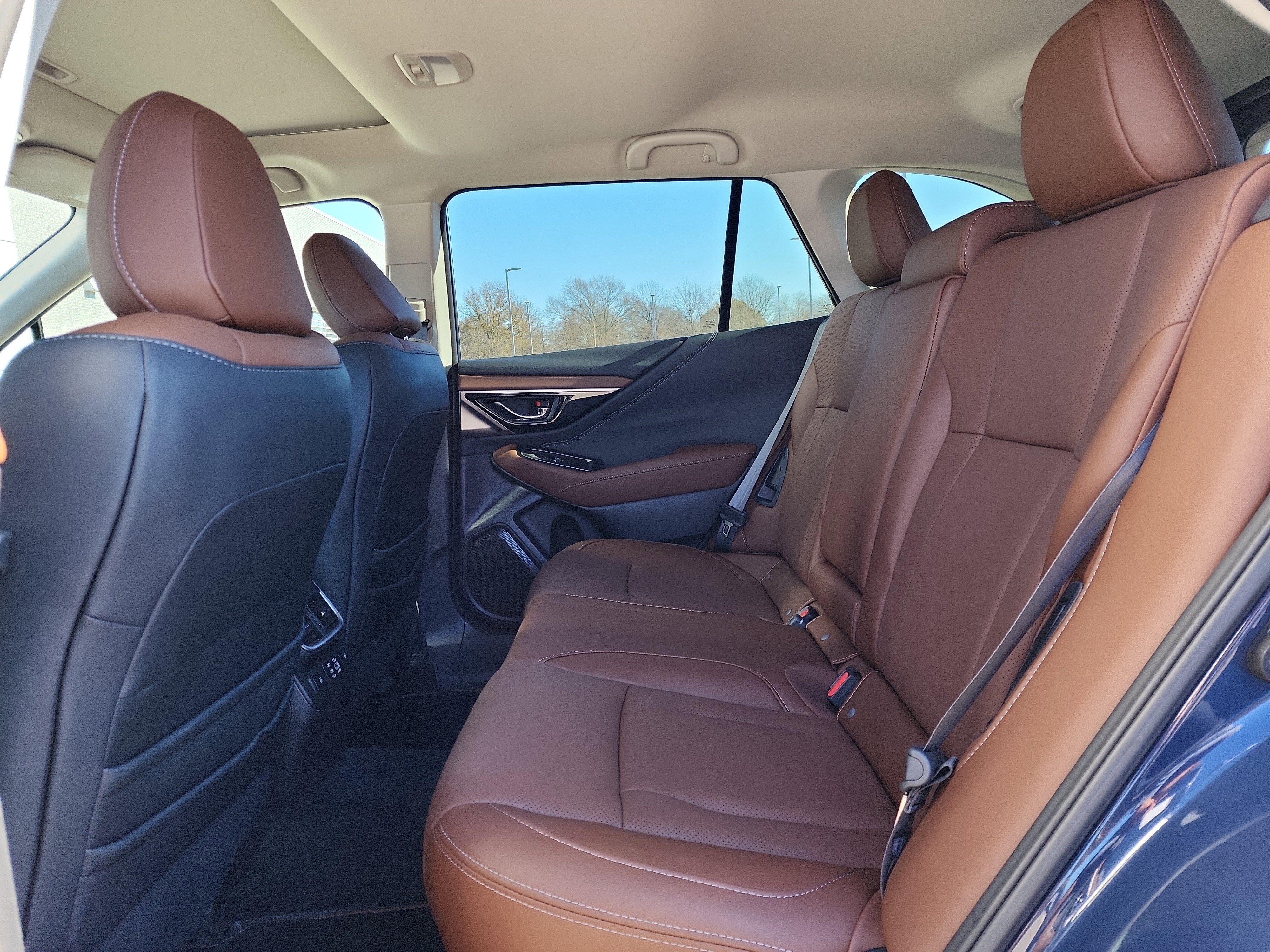 Certified 2025 Subaru Outback Touring image 11