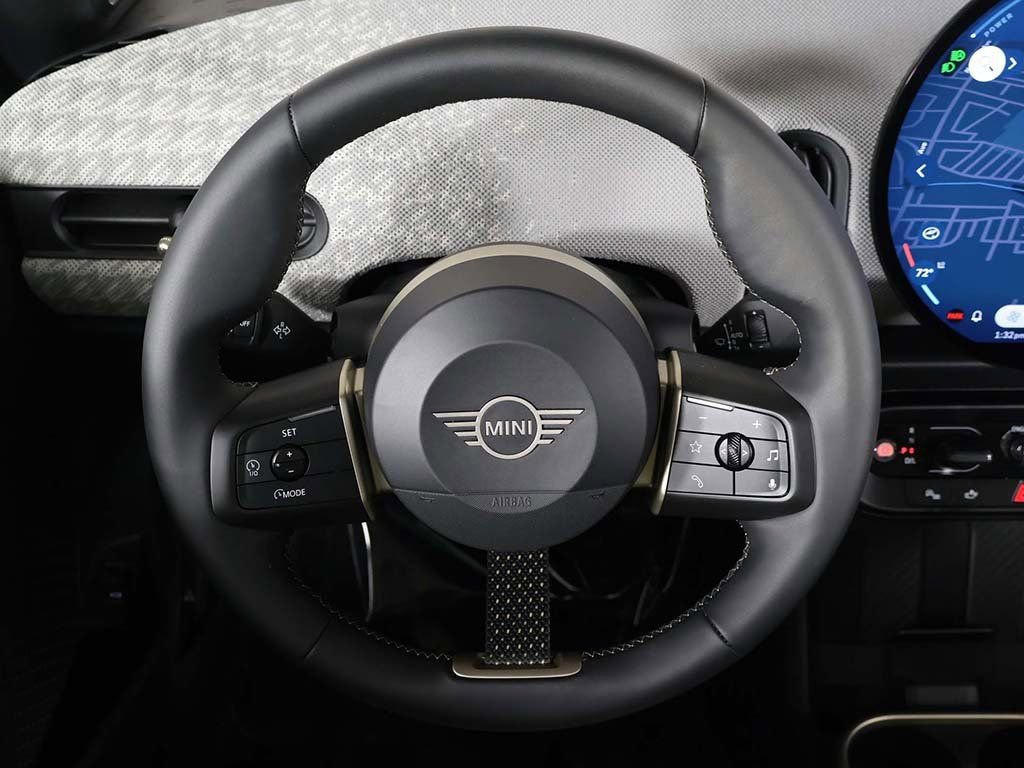 Used 2025 MINI Cooper S image 34