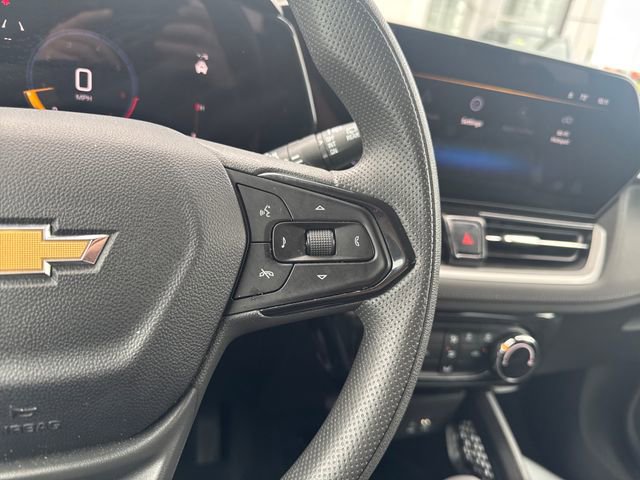Used 2025 Chevrolet TrailBlazer LT AWD/4WD image 15