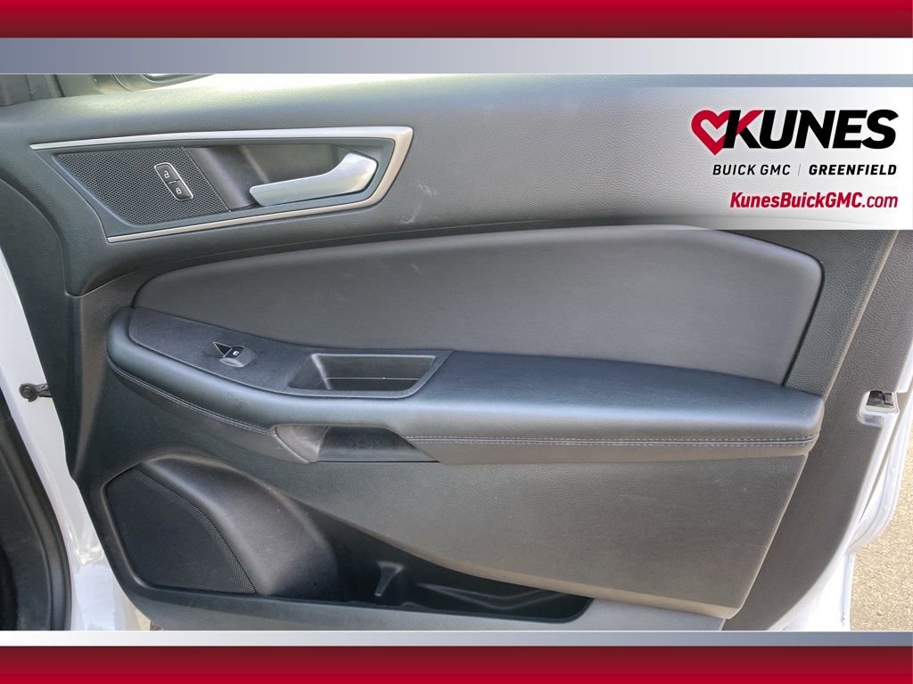 Used 2024 Ford Edge SEL image 40