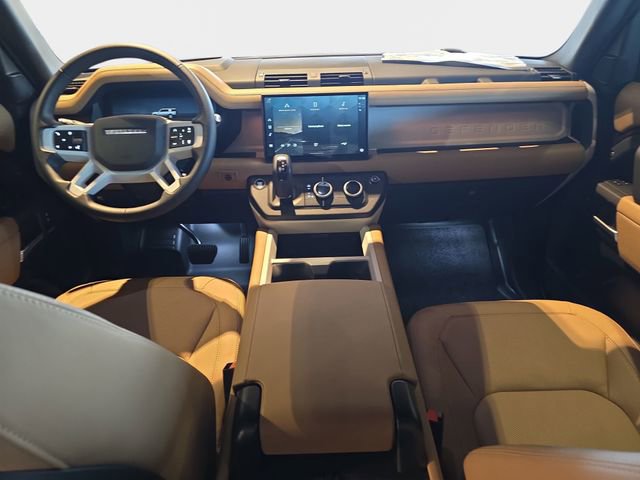 New 2025 Land Rover Defender 130 X-Dynamic SE image 9
