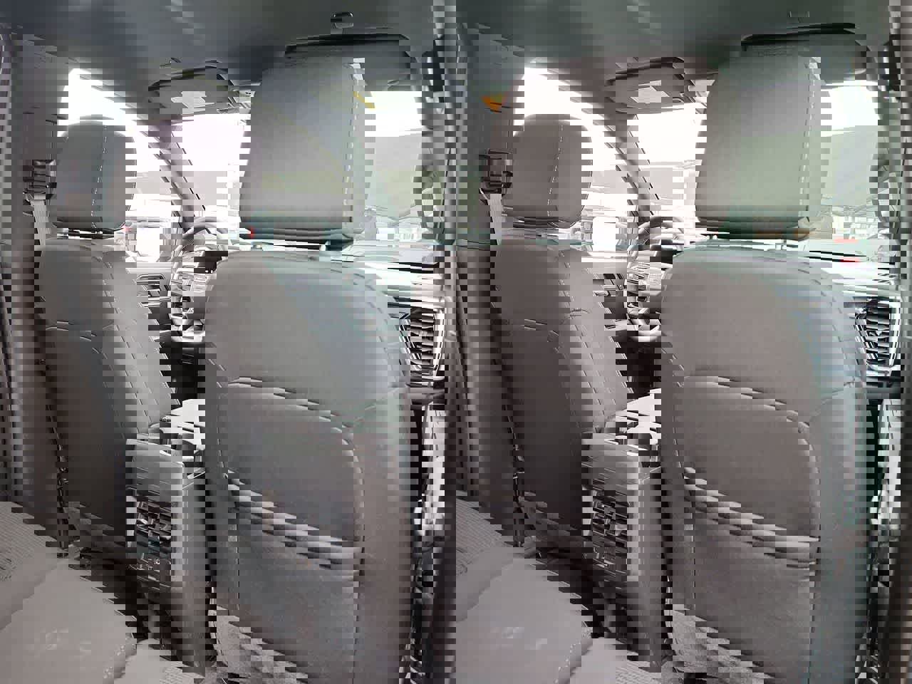 Used 2025 GMC Canyon Elevation w/ Convenience Package image 16