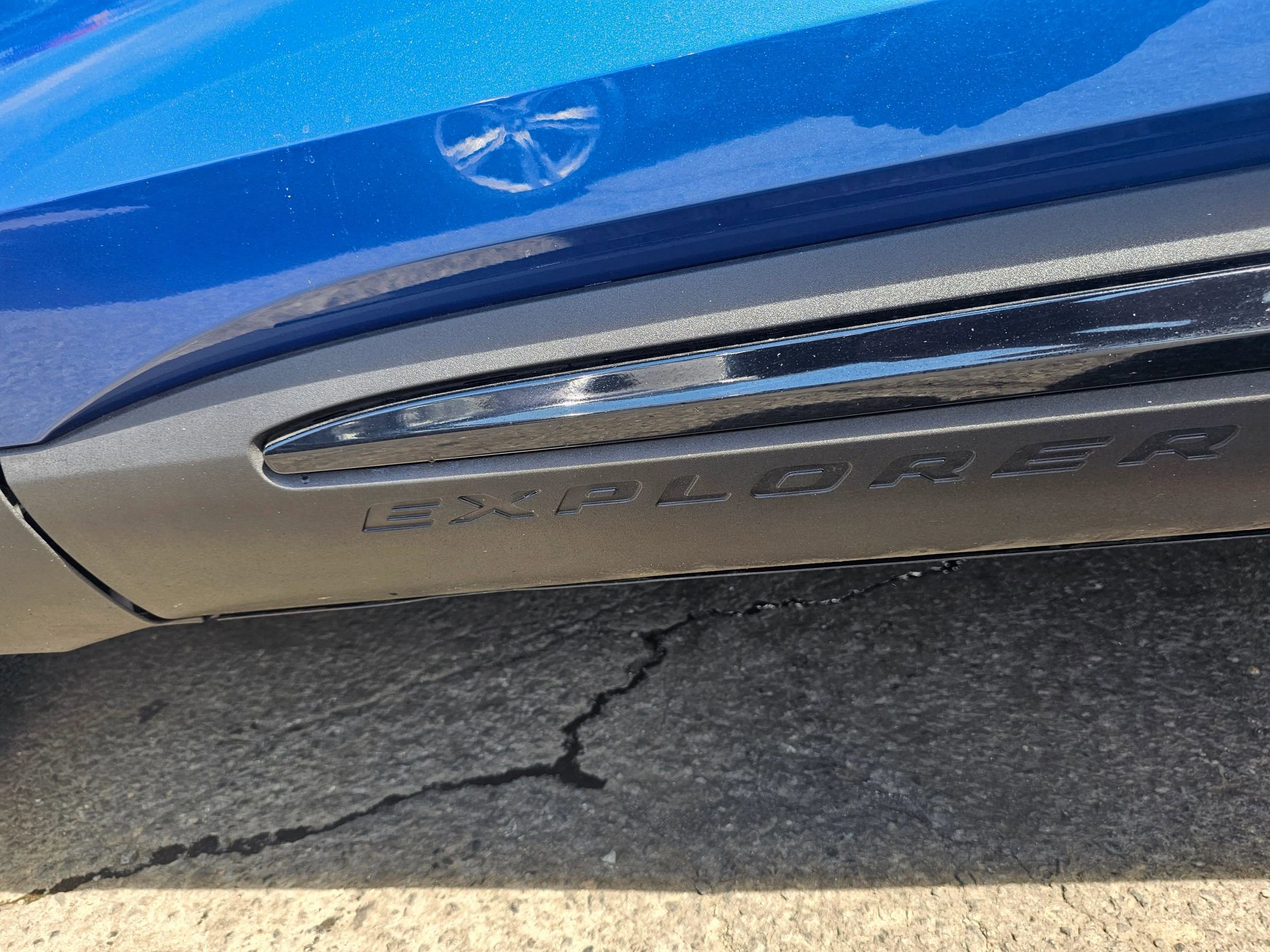 Used 2020 Ford Explorer ST w/ ST Street Pack AWD/4WD image 39