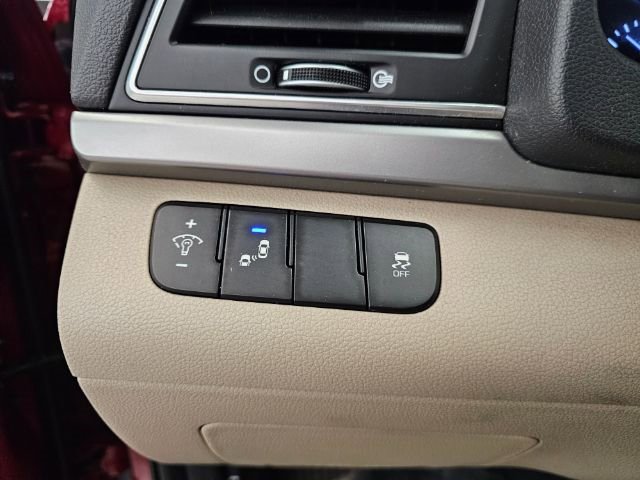 Used 2017 Hyundai Elantra Value Edition w/ Cargo Package image 14