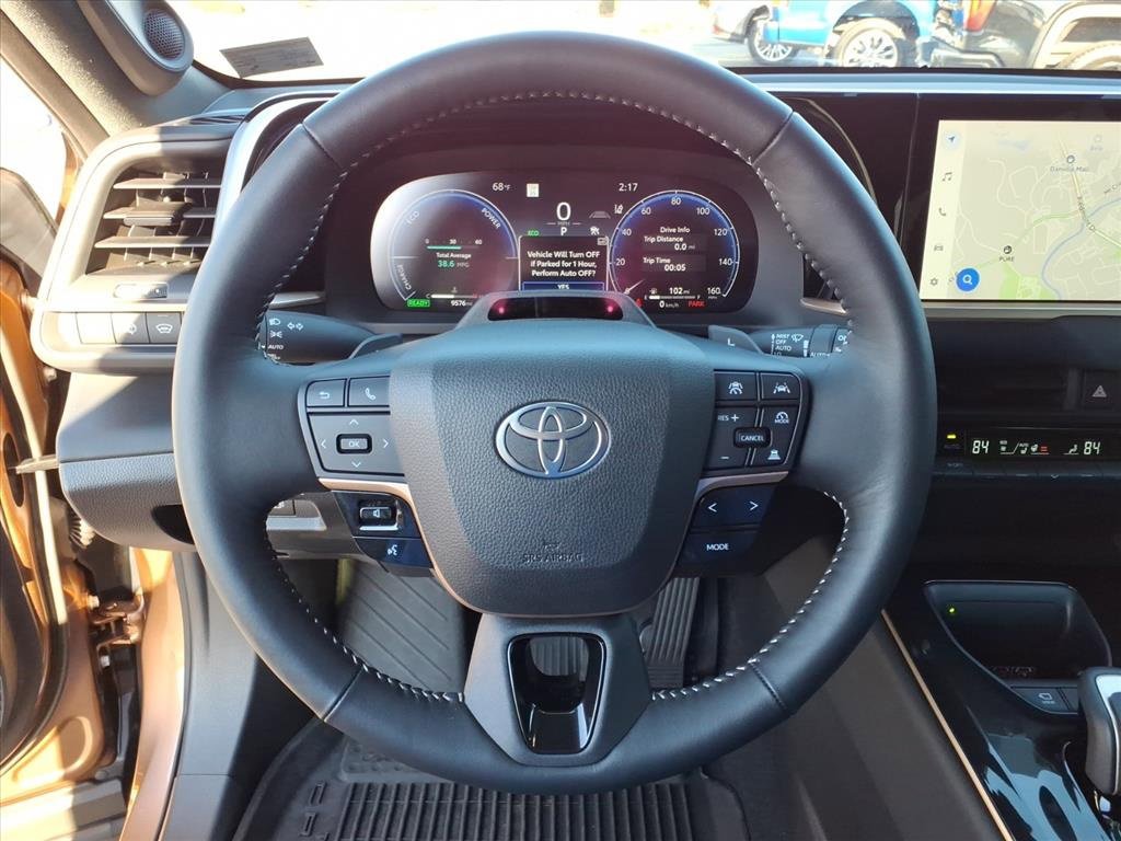 Used 2025 Toyota Crown Signia image 23