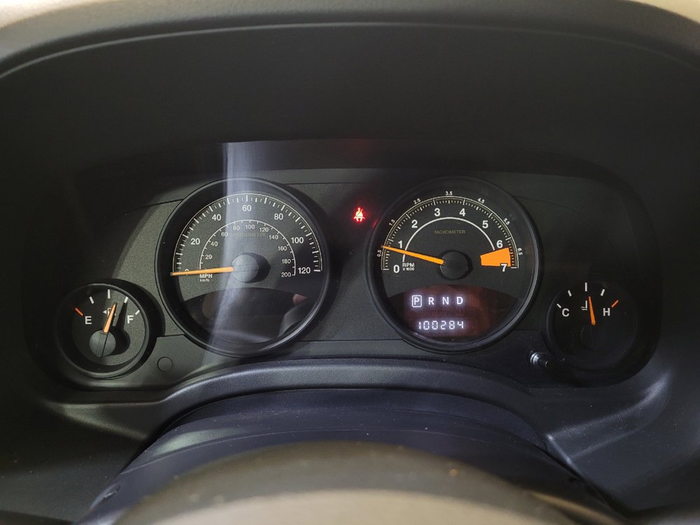 Used 2014 Jeep Patriot High Altitude FWD image 23