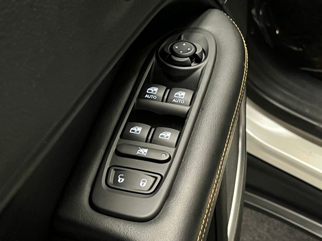 Used 2019 Jeep Compass Limited image 15