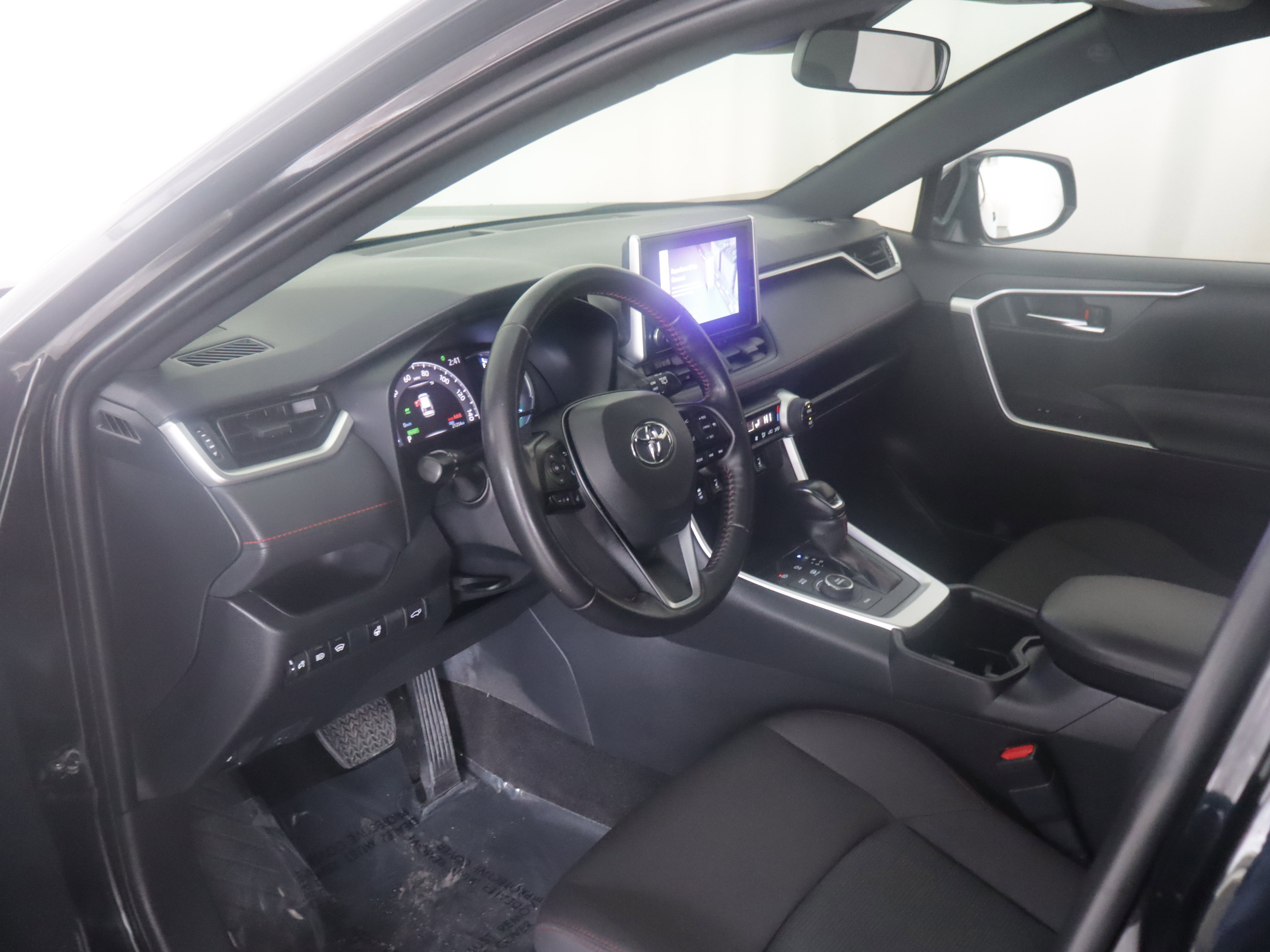 Certified 2023 Toyota RAV4 SE w/ Weather & Moonroof Package image 29