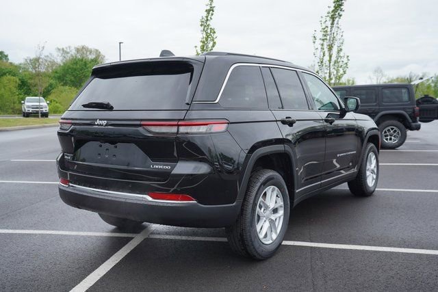 New 2025 Jeep Grand Cherokee Laredo X w/ Luxury Tech Group I image 7