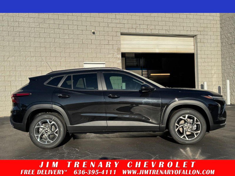 New 2026 Chevrolet Trax LT w/ Driver Confidence Package