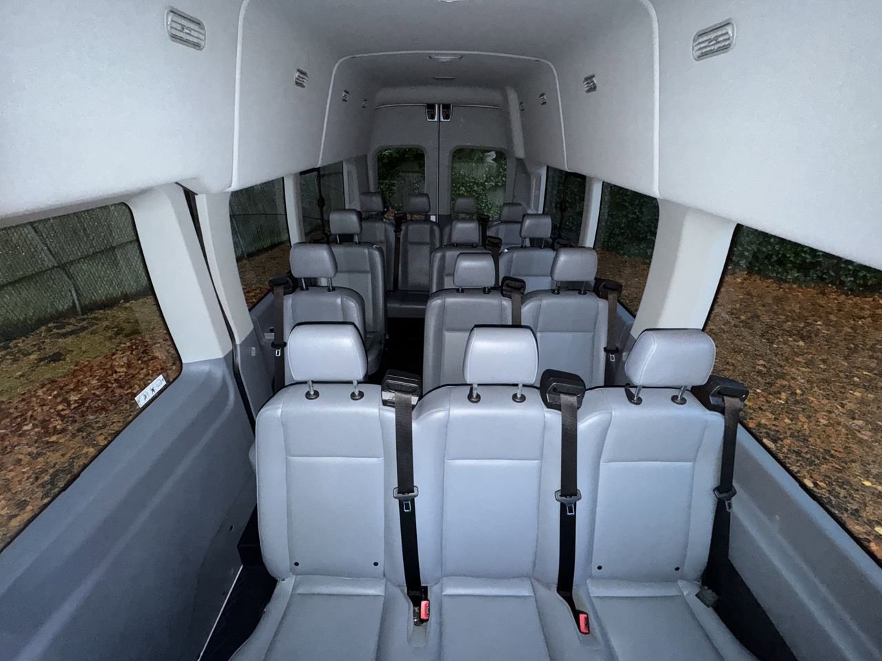 Used 2019 Ford Transit 350 XL image 24