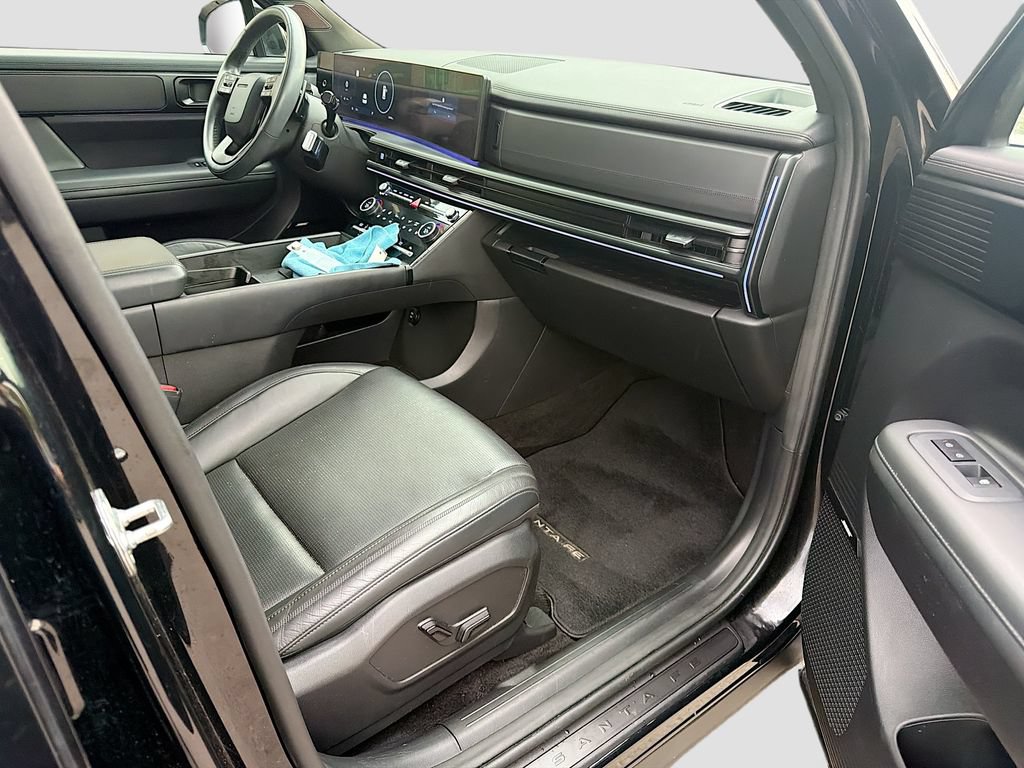 Used 2025 Hyundai Santa Fe Calligraphy FWD image 14