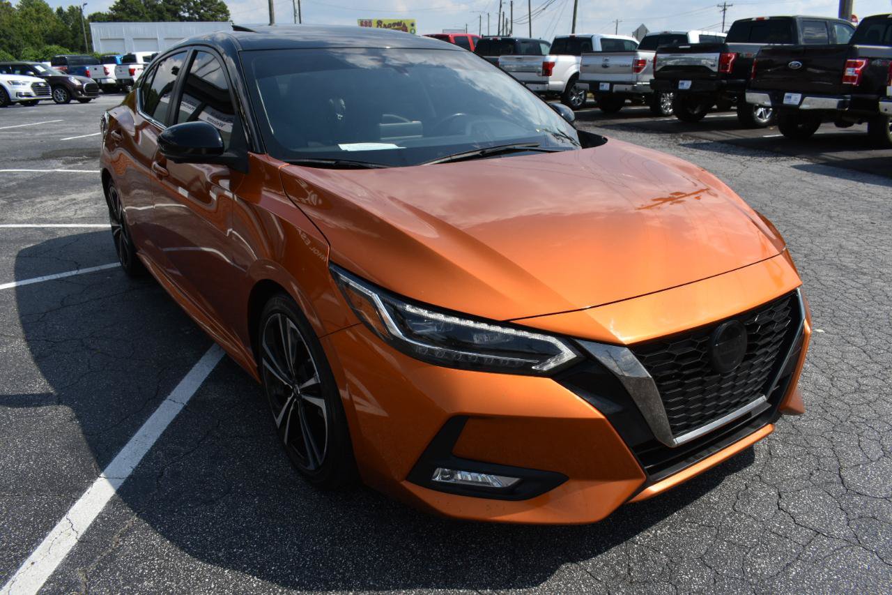 Used 2022 Nissan Sentra SR w/ SR Premium Package FWD image 3