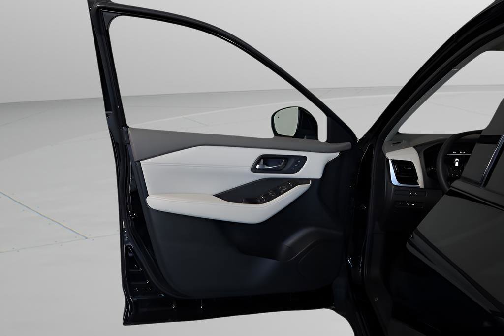 Used 2025 Nissan Rogue SL w/ Tech Package image 26