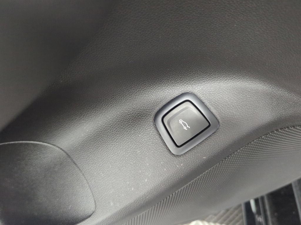 Used 2025 Cadillac CT5 V AWD/4WD image 11