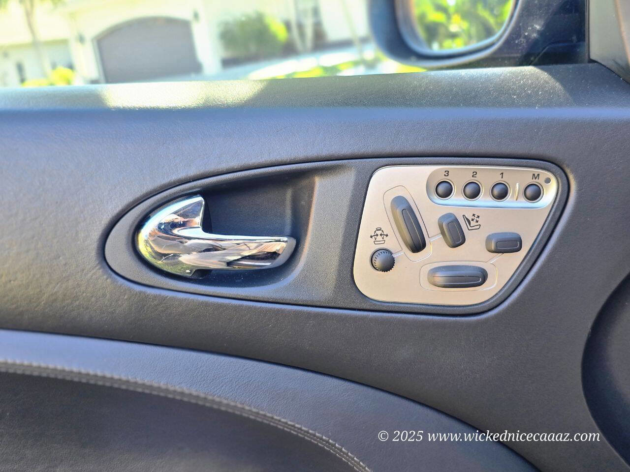 Used 2007 Jaguar XKR R image 35