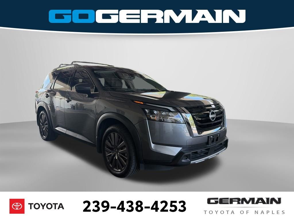Used 2023 Nissan Pathfinder SL w/ SL Premium Package FWD image 6