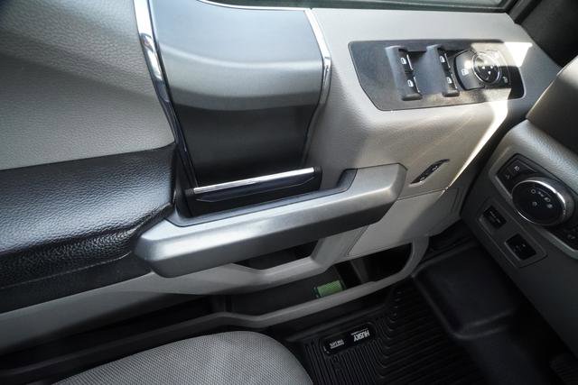Used 2018 Ford F150 XLT w/ Equipment Group 301A Mid RWD image 18