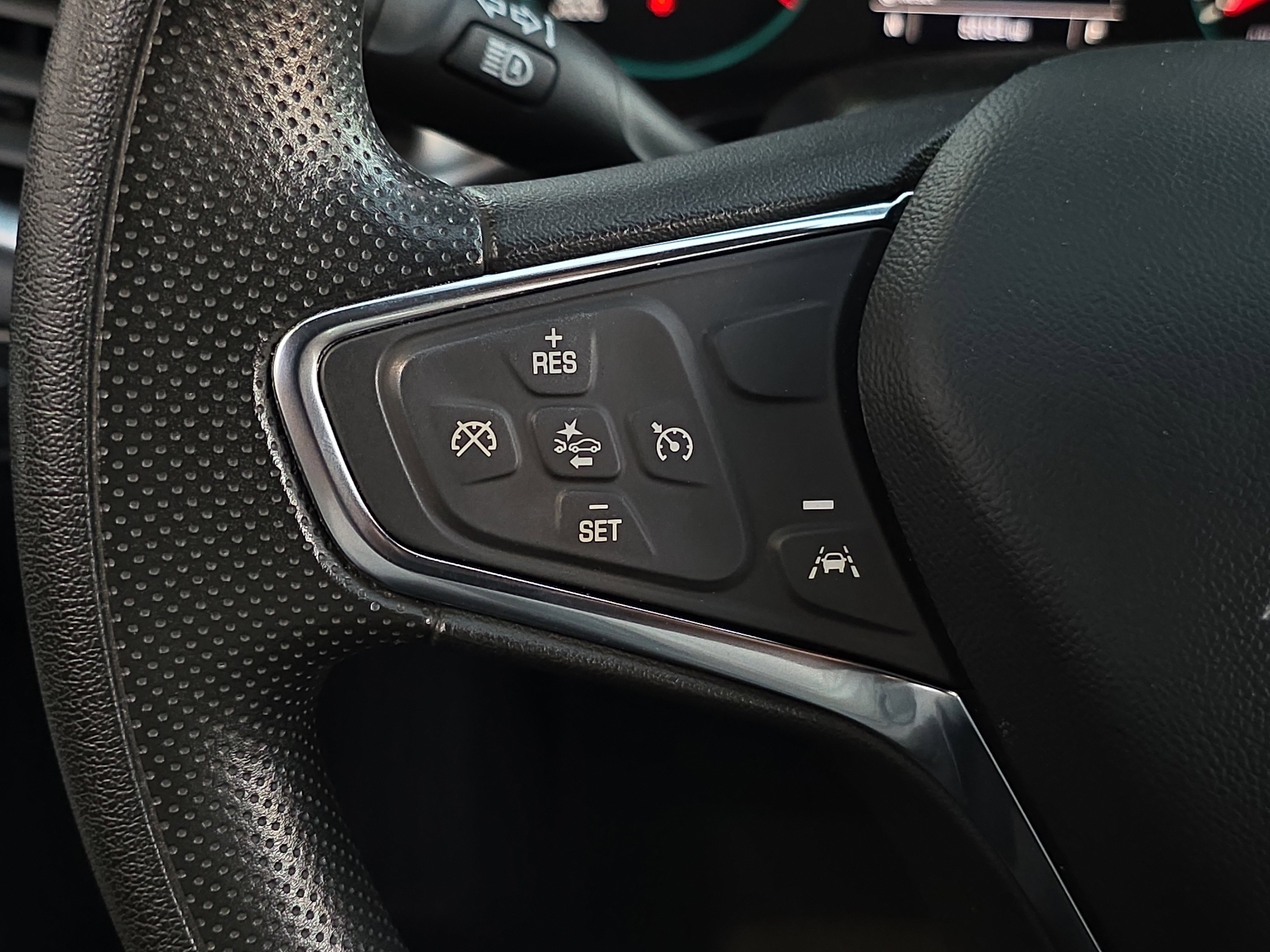 Used 2024 Chevrolet Malibu LT image 15