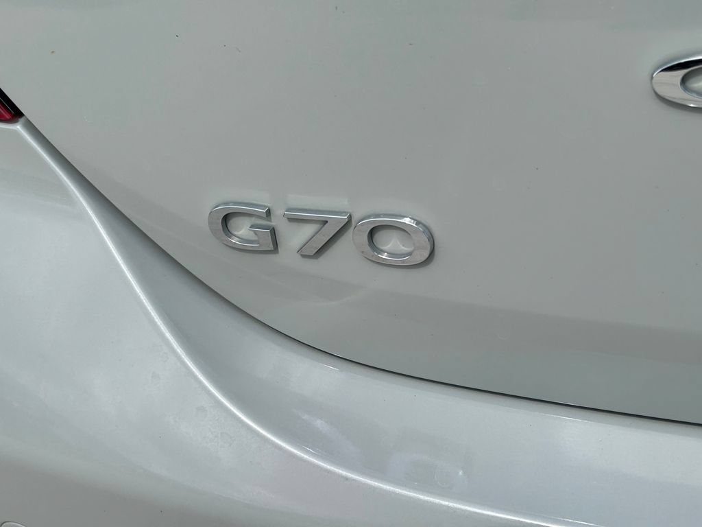 Used 2025 Genesis G70 2.5T RWD image 12