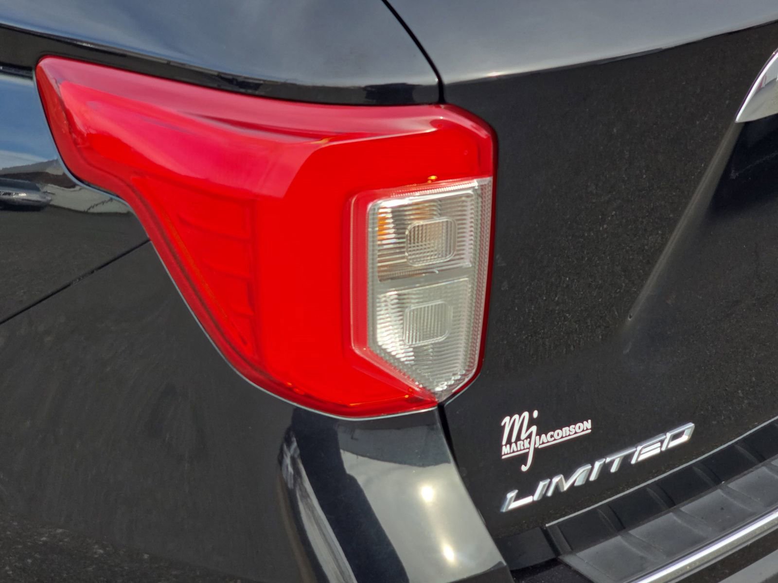 Used 2022 Ford Explorer Limited w/ Equipment Group 301A image 43