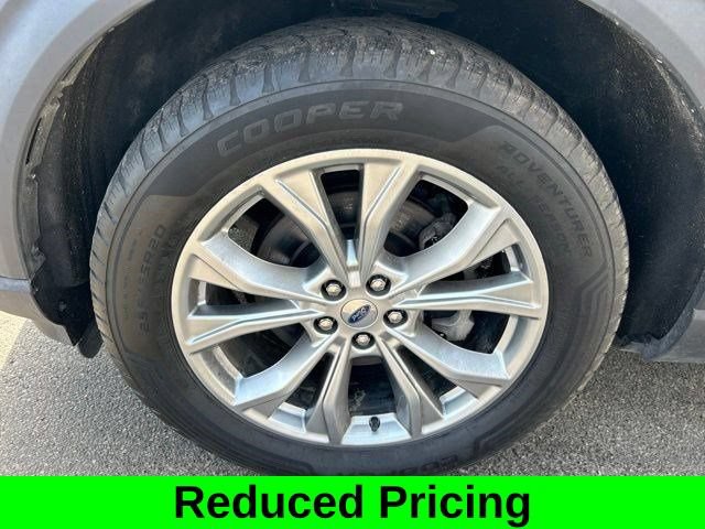 Used 2021 Ford Explorer XLT w/ Equipment Group 202A AWD/4WD image 59