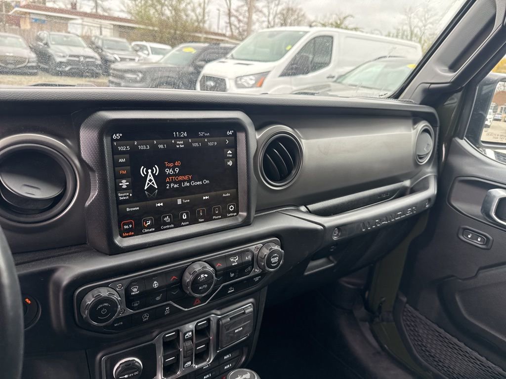 Used 2022 Jeep Wrangler Unlimited Sport w/ Sun And Sound Package AWD/4WD image 14