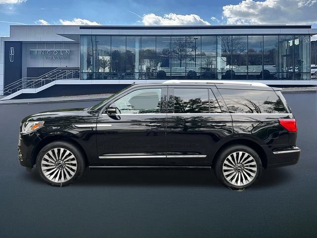 Used 2021 Lincoln Navigator Reserve AWD/4WD image 4