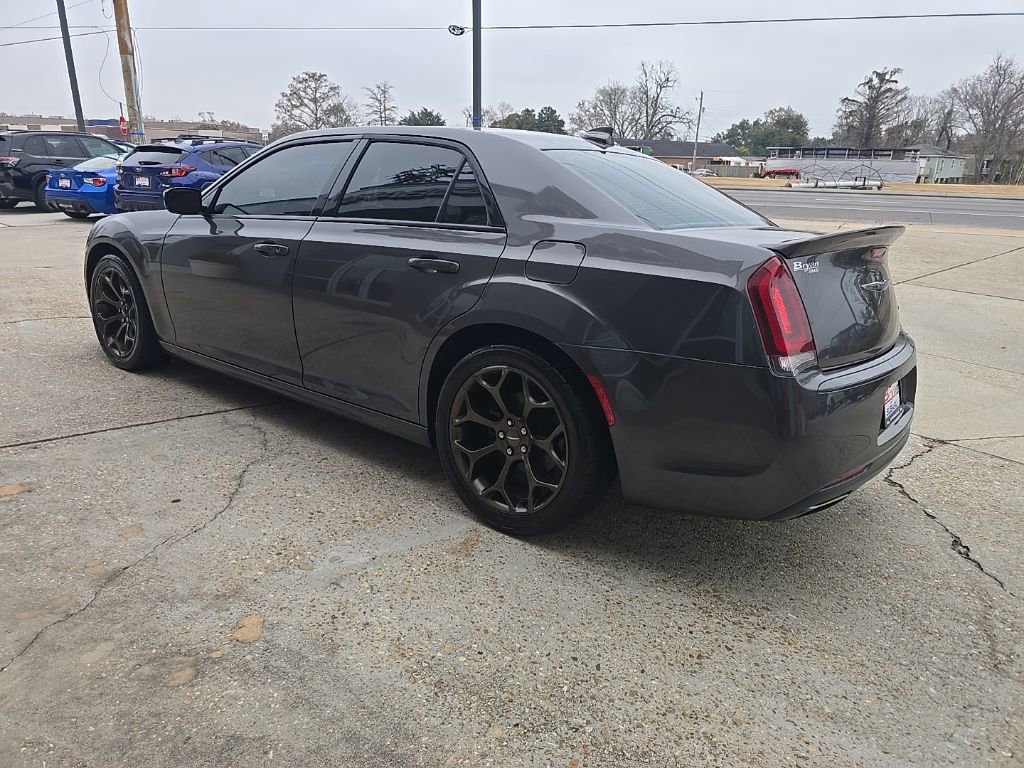 Used 2017 Chrysler 300 S w/ S Model Appearance Package image 7
