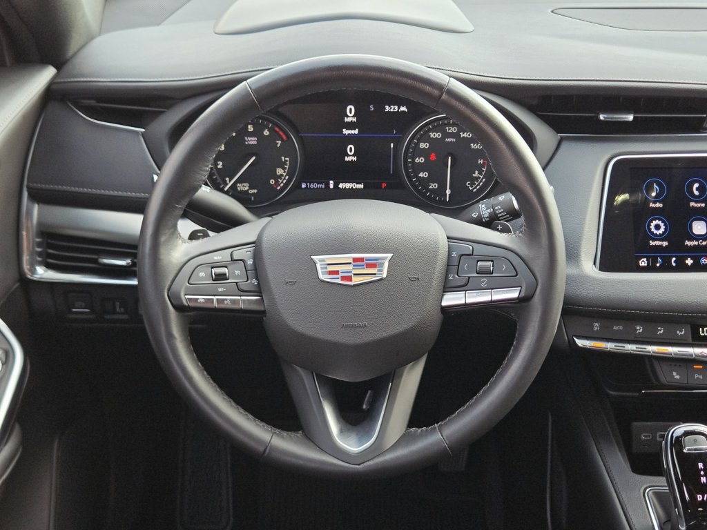 Used 2023 Cadillac XT4 Premium Luxury w/ Technology Package FWD image 27