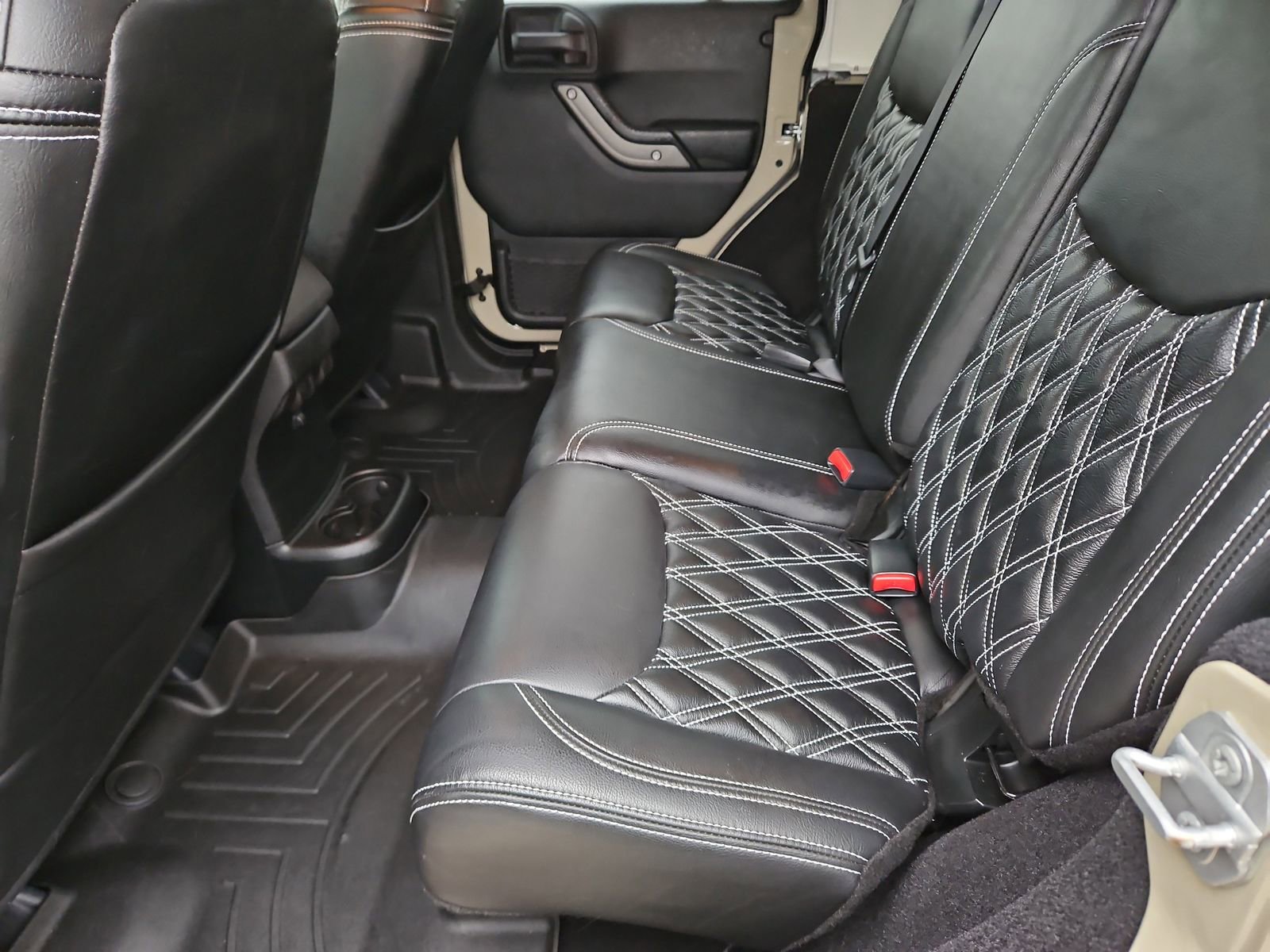 Used 2017 Jeep Wrangler Unlimited Sport w/ Quick Order Package 24S image 18