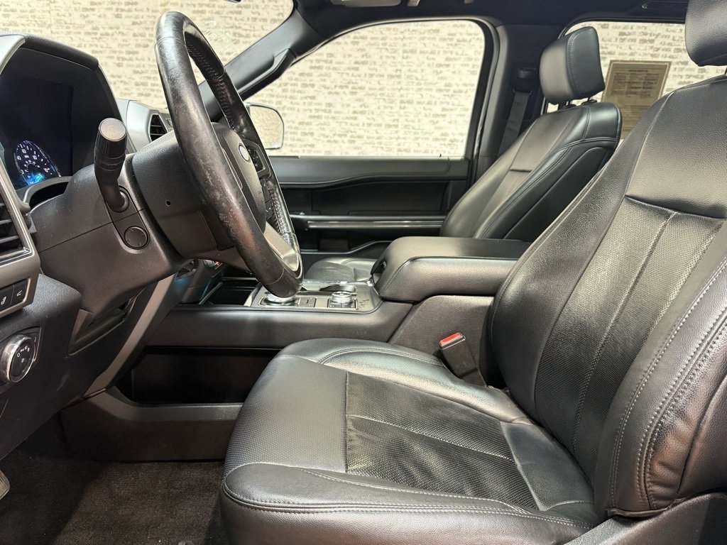Used 2019 Ford Expedition XLT w/ Equipment Group 202A image 25