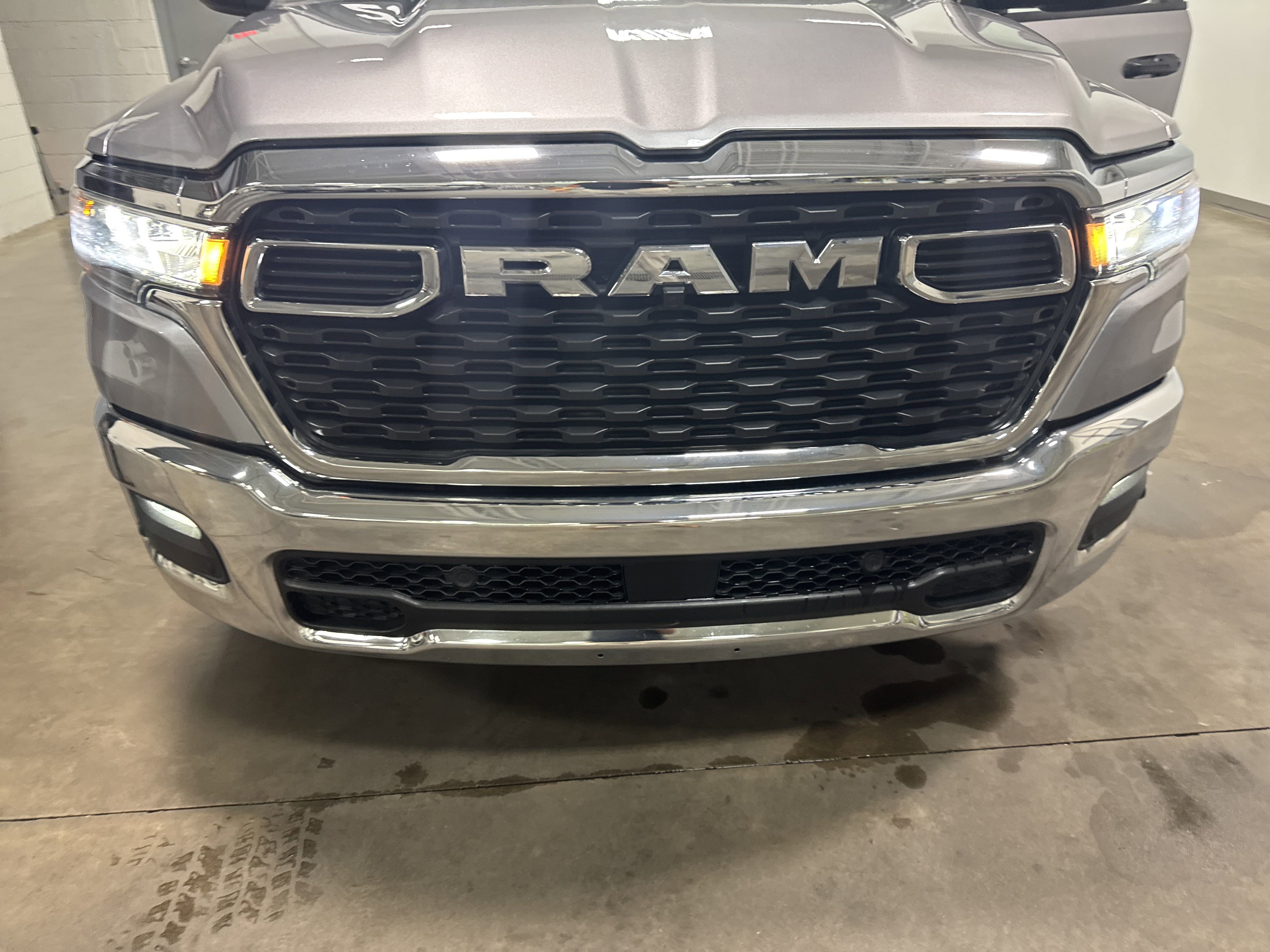 Used 2025 RAM 1500 Big Horn image 38