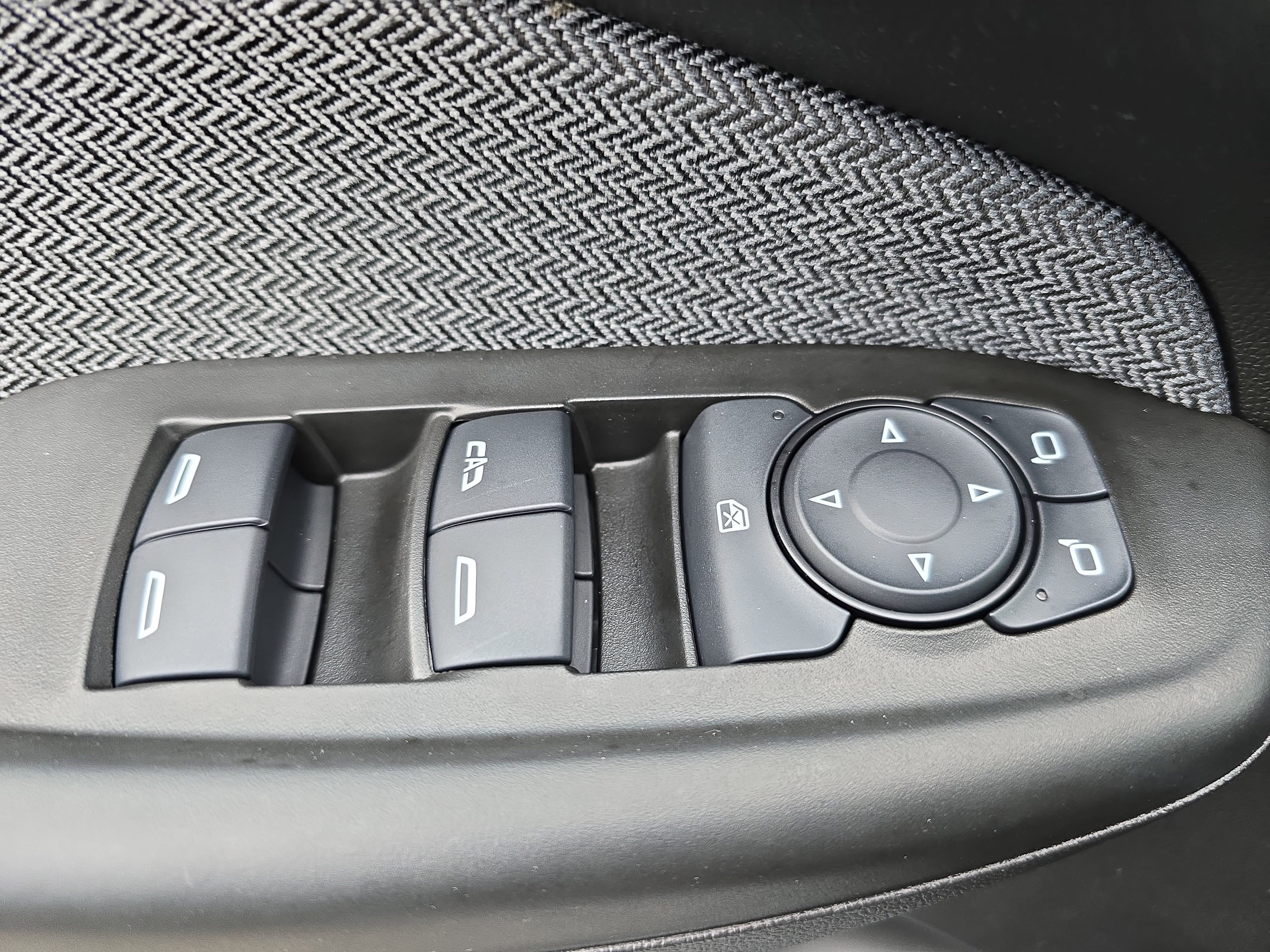 Used 2023 Chevrolet TrailBlazer LT image 27