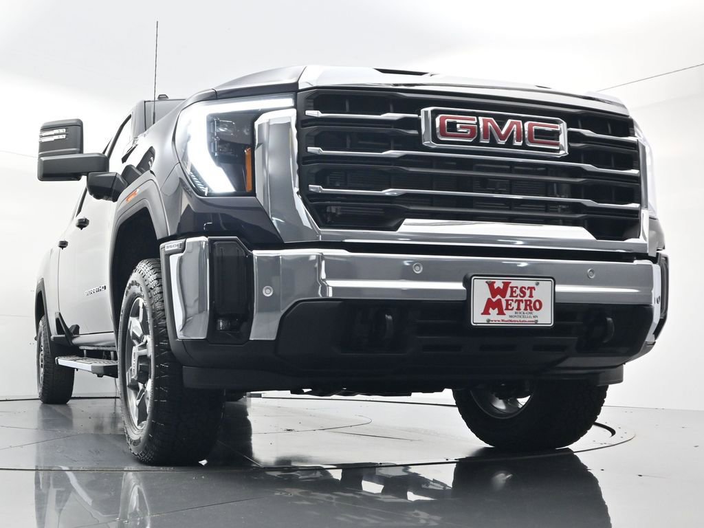 New 2026 GMC Sierra 3500 SLE w/ SLE Value Package AWD/4WD image 31