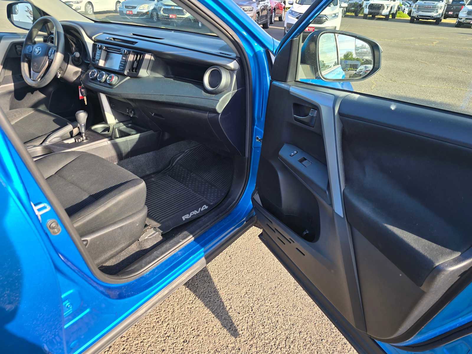 Certified 2017 Toyota RAV4 LE AWD/4WD image 12