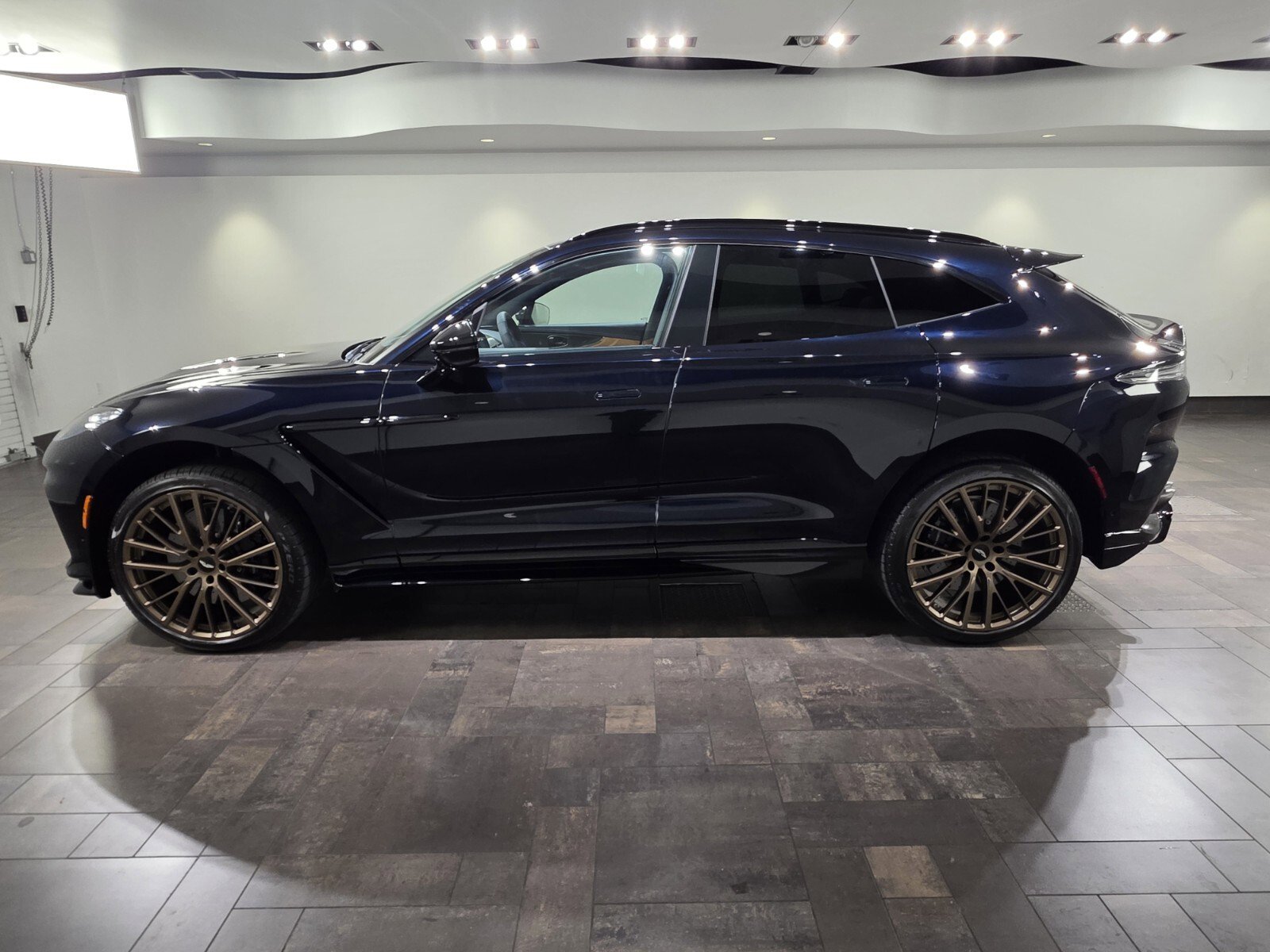 New 2026 Aston Martin DBX 707 AWD/4WD image 26